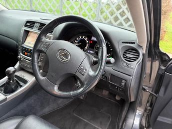 LEXUS IS 2.2 220TD SE-I 4dr
