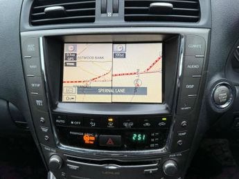 LEXUS IS 2.2 220TD SE-I 4dr