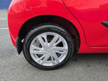 TOYOTA AYGO 1.0 VVT-i x-pression