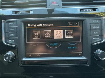 VOLKSWAGEN GOLF 2.0 TSI BlueMotion Tech R DSG 4Motion Euro 6 (s/s) 5dr