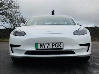 TESLA MODEL 3 Standard Range Plus