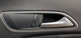 MERCEDES-BENZ CLA 2.1 CLA220 CDI AMG Sport Coupe 7G-DCT Euro 6 (s/s) 4dr