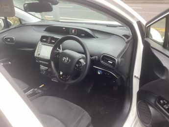 TOYOTA PRIUS 1.8 VVT-h Business Edition Plus CVT Euro 6 (s/s) 5dr (15in Alloy