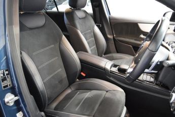 MERCEDES-BENZ A CLASS 2.0 A200d AMG Line Edition