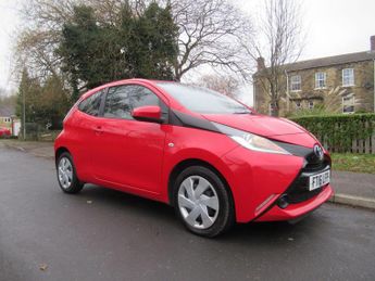 Toyota AYGO 1.0 VVT-i x-play Euro 6 3dr