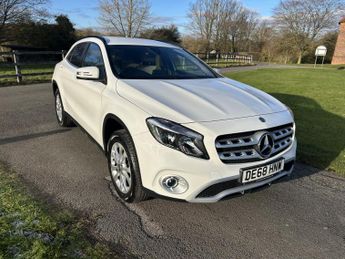 Mercedes GLA 1.6 GLA200 SE