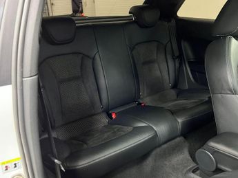 AUDI A1 1.4 TFSI Black Edition S Tronic Euro 6 (s/s) 3dr (Nav)