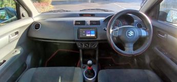 SUZUKI SWIFT 1.5 GLX