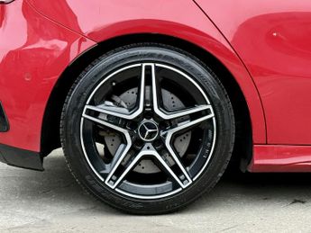 MERCEDES-BENZ A CLASS 2.0 A35 AMG