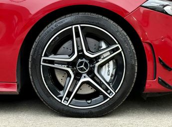 MERCEDES-BENZ A CLASS 2.0 A35 AMG