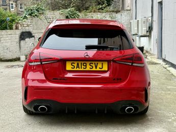 MERCEDES-BENZ A CLASS 2.0 A35 AMG