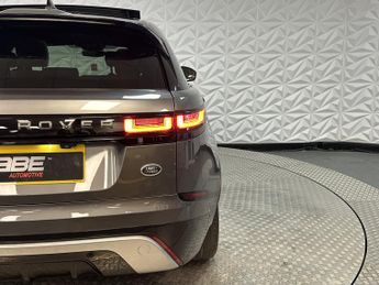 LAND ROVER RANGE ROVER VELAR 2.0 D240 R-Dynamic SE