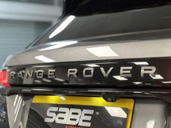 LAND ROVER RANGE ROVER VELAR 2.0 D240 R-Dynamic SE