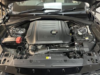 LAND ROVER RANGE ROVER VELAR 2.0 D240 R-Dynamic SE