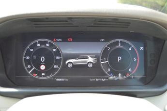 LAND ROVER DISCOVERY 3.0 SD V6 HSE