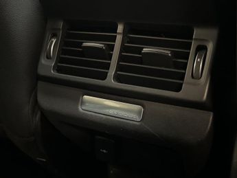 LAND ROVER RANGE ROVER EVOQUE 1.5 P300e 12.2kWh R-Dynamic SE