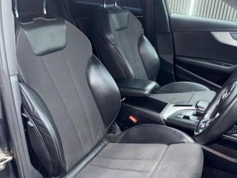 AUDI A4 AVANT 2.0 TDI ultra S line S Tronic Euro 6 (s/s) 5dr