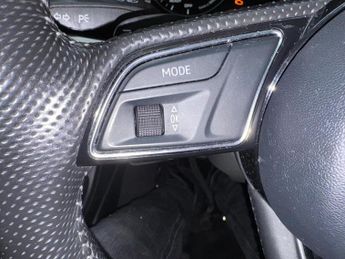 AUDI A4 AVANT 2.0 TDI ultra S line S Tronic Euro 6 (s/s) 5dr