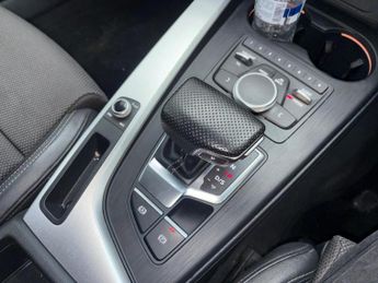 AUDI A4 AVANT 2.0 TDI ultra S line S Tronic Euro 6 (s/s) 5dr