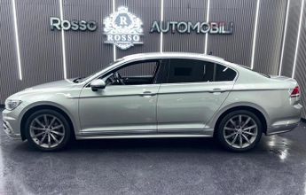 VOLKSWAGEN PASSAT 2.0 TDI BlueMotion Tech R-Line DSG Euro 6 (s/s) 4dr