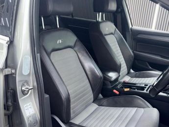 VOLKSWAGEN PASSAT 2.0 TDI BlueMotion Tech R-Line DSG Euro 6 (s/s) 4dr
