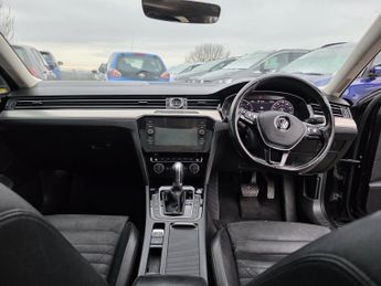 VOLKSWAGEN PASSAT 1.6 TDI GT