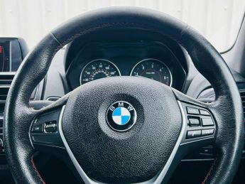 BMW 1 SERIES 2.0 120d Sport Auto Euro 5 (s/s) 5dr