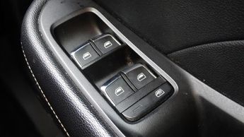 MG MG5 61.1kWh Excite Long Range