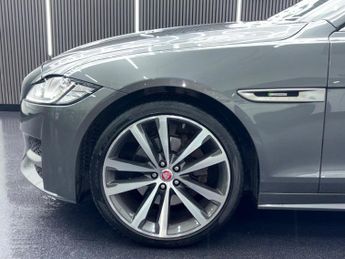 JAGUAR XF 2.0i R-Sport Auto Euro 6 (s/s) 4dr