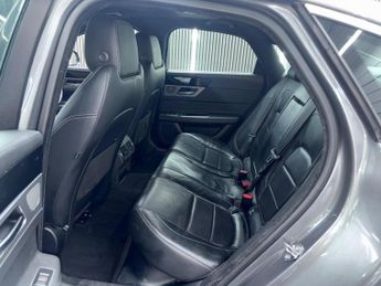 JAGUAR XF 2.0i R-Sport Auto Euro 6 (s/s) 4dr