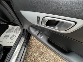 MERCEDES-BENZ SLK 2.1 SLK250 CDI AMG Sport