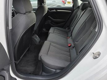 AUDI A3 1.6 TDI Sport
