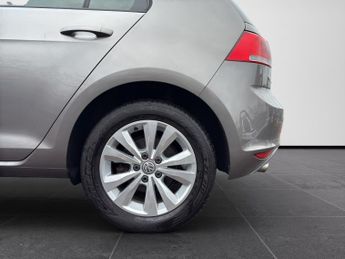 VOLKSWAGEN GOLF 1.4 TSI BlueMotion Tech SE