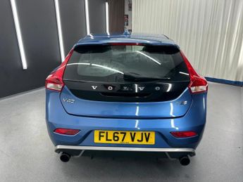VOLVO V40 1.5 T2 R-Design Auto Euro 6 (s/s) 5dr