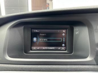 VOLVO V40 1.5 T2 R-Design Auto Euro 6 (s/s) 5dr