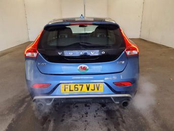 VOLVO V40 1.5 T2 R-Design Auto Euro 6 (s/s) 5dr