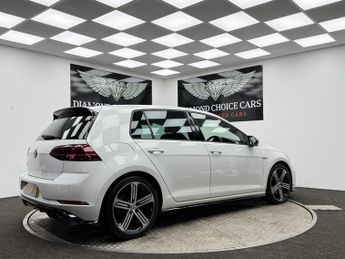 VOLKSWAGEN GOLF 2.0 TSI R