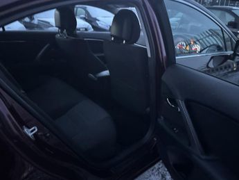 TOYOTA AVENSIS 2.0 D-4D TR