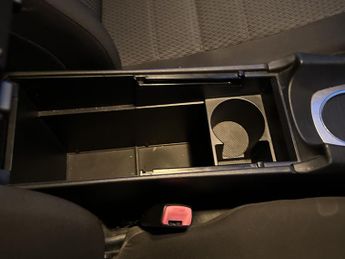 TOYOTA AVENSIS 2.0 D-4D TR