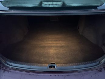 TOYOTA AVENSIS 2.0 D-4D TR