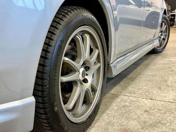 SUBARU LEGACY 2.0 ES Sport Tourer Lineartronic 4WD Euro 5 5dr (SNav)