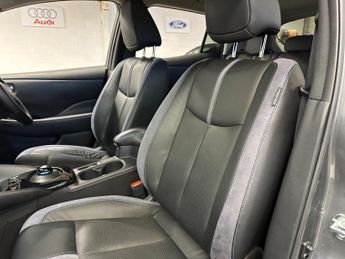 NISSAN LEAF 39kWh Tekna Auto 5dr