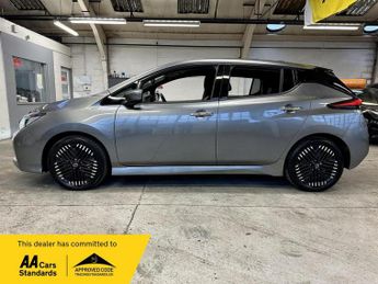 NISSAN LEAF 39kWh Tekna Auto 5dr