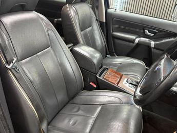 VOLVO XC90 2.4 D5 Executive Geartronic 4WD Euro 5 5dr