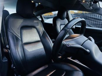 TESLA MODEL 3 (Dual Motor) Long Range