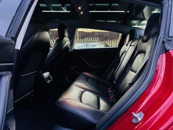 TESLA MODEL 3 (Dual Motor) Long Range