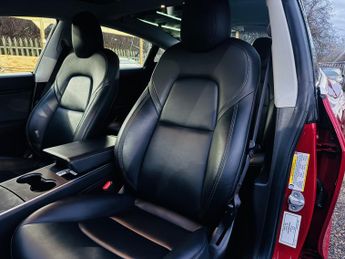 TESLA MODEL 3 (Dual Motor) Long Range