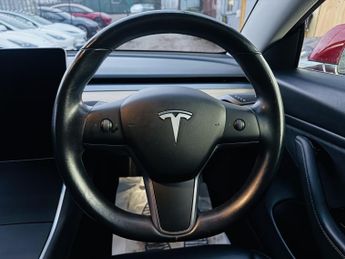 TESLA MODEL 3 (Dual Motor) Long Range