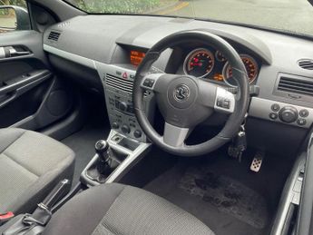 VAUXHALL ASTRA 1.4i 16v SXi Sport Hatch 3dr