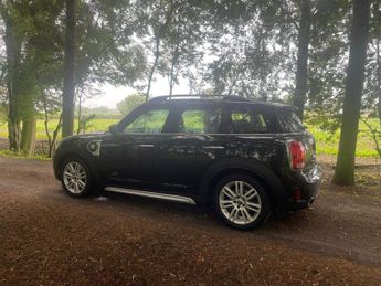 MINI COUNTRYMAN 1.5 10kWh Cooper SE Exclusive Auto ALL4 Euro 6 (s/s) 5dr